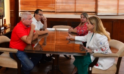 Angélica Sosa se reunió con el gobernador cruceño/Foto. RRSS