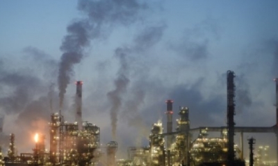 Archivo | Una refinería de petróleo en Donges, al oeste de Francia, en una imagen del 27 de mayo de 2016.