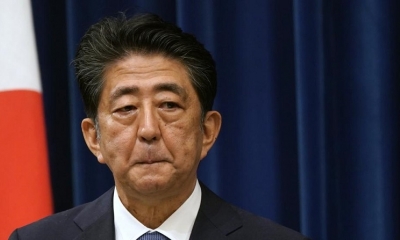 Abe Shinzo durante su conferencia de prensa en la residencia del primer ministro (DPA vía Europa Press / EP)