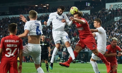Michael Santos, del Copenhague, en acción. Foto: Twitter / @FCKobenhavn