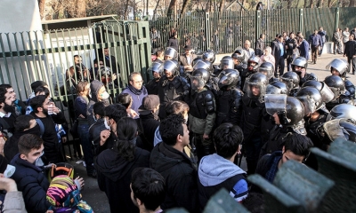 Estudiantes en Teheran/Foto. RRSS