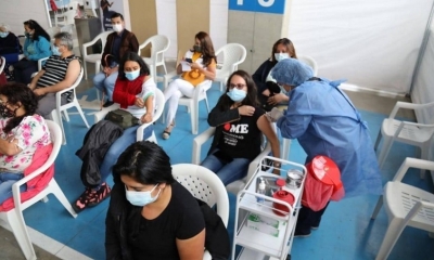 Instalan un punto de vacunación en la Cainco.
