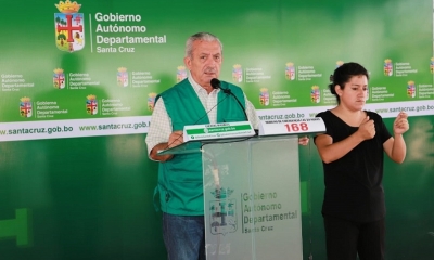 El secretario de Salud de la Gobernación de Santa Cruz, Óscar Urenda