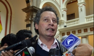  El ministro de Minería, Cesar Navarro