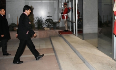 Desde tempranas horas Morales inicia su trabajo/Foto. ABI