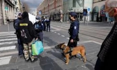 Francia reforzó este jueves las restricciones