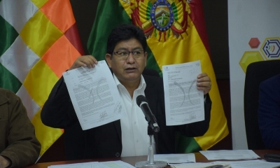 El ministro de Obras Públicas, Servicios y Vivienda, Édgar Montaño