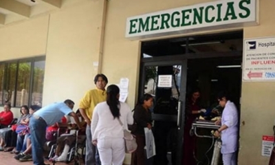 Decenas de pacientes no pudieron recibir el lunes atención en los hospitales y centros públicos de Santa Cruz.