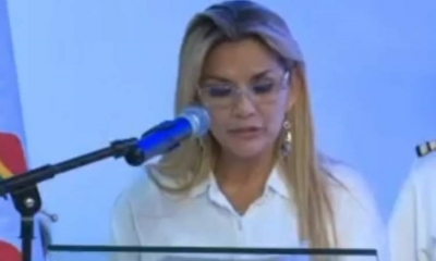 La presidenta Jeanine Añez