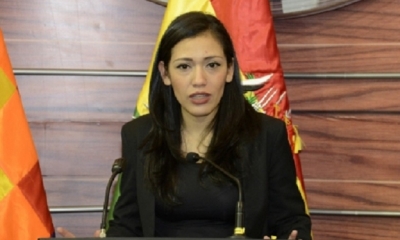 La presidenta de la Cámara de Senadores, Adriana Salvatierra