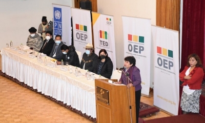 La vocal del Tribunal Supremo Electoral (TSE), Dina Chuquimia