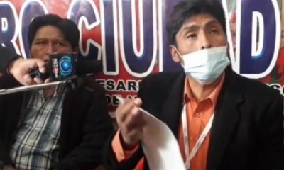 Campesinos de La Paz afines al MAS exigen abrogar dos decretos y la renuncia de Auza.