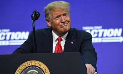 Donald Trump durante un evento este martes en Phoenix, Arizona. | Fuente: AFP | Fotógrafo: Saul Loeb
