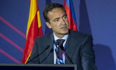 Reverter dejará el cargo una vez que el club contrate otro director.