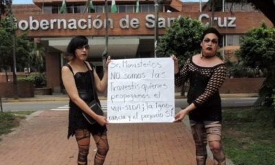 Personas manifiestan su rechazo a declaraciones de Monasterio