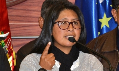 La presidenta de la Cámara de Senadores, Eva Copa