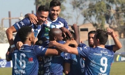 El partido se jugó en el estadio Samuel Vaca, de Warnes. Foto. Jorge Uechi
