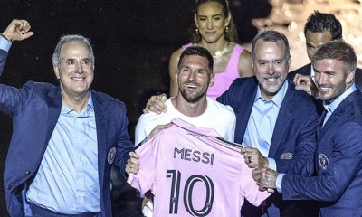La bienvenida a Lionel Messi. | Agencias