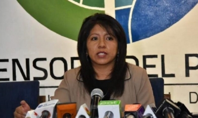 La Defensora del Pueblo, Nadia Cruz, en una conferencia de prensa (archivo). | RRSS