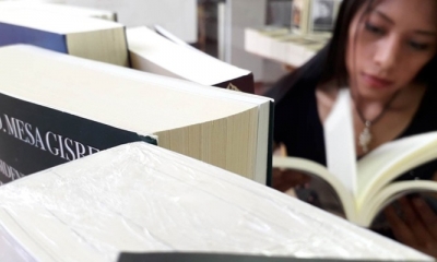 Los libros a la venta, no son fotocopias, sino originales