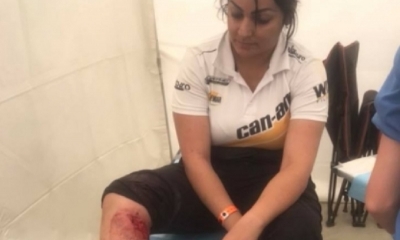 El sábado, Martínez confirmó a los periodistas que su pierna continuaba inflamada, tras completar la séptima etapa.
