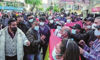 Las tensiones políticas provocan incertidumbre y afectan a la economía e inversiones.