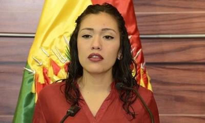 La senadora del MAS, Adriana Salvatierra