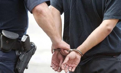 Imagen referencial de una personas detenida.