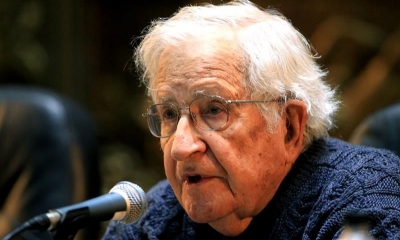 El filósofo y lingüista Noam Chomsky