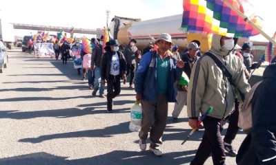 Familiares y víctimas de Senkata y Sacaba, este lunes en El Alto. Foto: David Inca