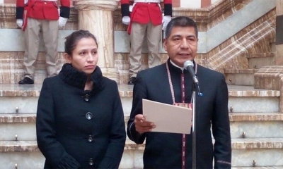 El canciller Huanacuni dio la información junto a la ministra de Salud. 