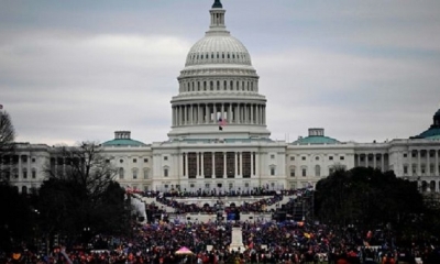 Seguidores de Donald Trump durante el asalto al Capitolio.