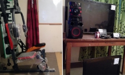 Objetos encontrados en la casa de los sospechosos.