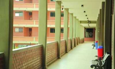 Los ambientes de la Universidad están vacías porque no inició el curso de verano