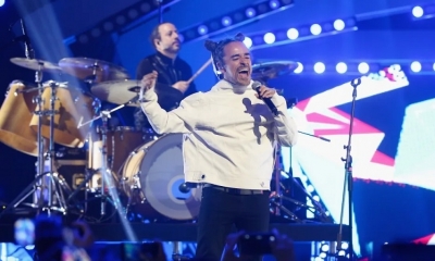  Foto de Victor Chavez: Rubén Albarrán de Café Tacvba en los MTV MIAW Awards 2017.