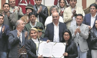  los exlegisladores oficialistas participaron de las reuniones con las exautoridades del gobierno de Jeanine Añez