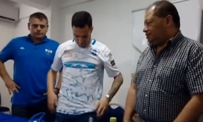 Carlos Romero y dirigente de Sport Boys/Foto. Captura de pantalla 