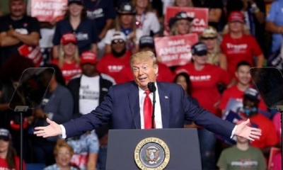 Donald Trump durante su mitin de este sábado en Tusla, Oklahoma. | Fuente: AFP