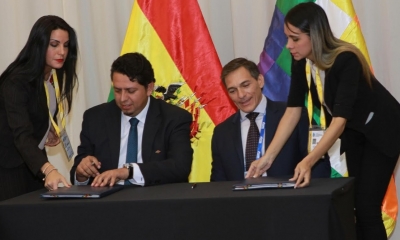 La firma de acuerdos/Foto.TC