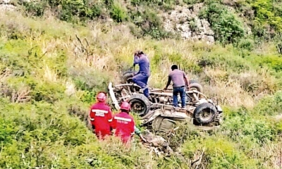 Los niños y el conductor fueron llevados a clínicas cercanas y los padres de los menores al Hospital Viedma.