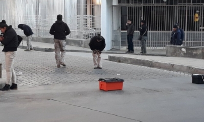 Policías en la calle Martín Cárdenas, El Alto. Foto: Erika Apaza
