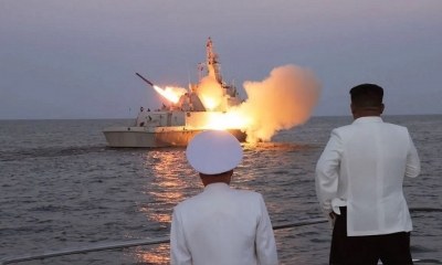 Kim Jong-un inspeccionó una de sus flotas en el Mar del Este. | Fuente: AFP