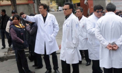 Los médicos del país acatan un paro indefinido desde el 23 de noviembre en rechazo al artículo 205 del nuevo Código Penal