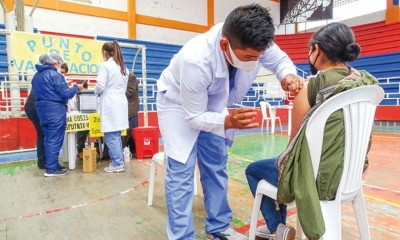 Los adolescentes pueden acceder a la vacunación en los siete puntos habilitados en Sucre