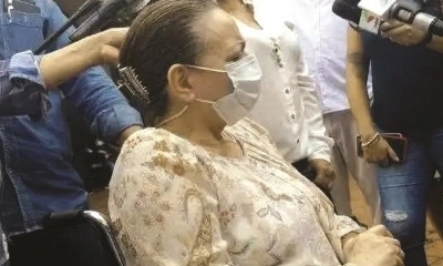 Para su audiencia virtual, Eidy Roca, exministra de Salud, se trasladó al comité cívico cruceño.