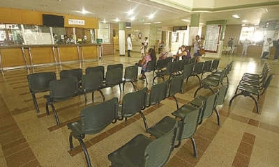 Ayer, la paralización de actividades en los hospitales cruceños fue evidente, aunque el Gobierno la minimiza