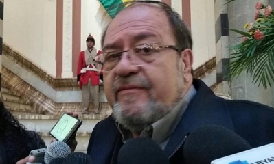 Roberto aguilar, ministro de Educación. Foto: Btv (Facebook)