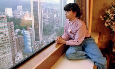 Manuela Escobar, la hija del líder del cartel de Medellín, en un hotel de Bogotá (Colombia), en 1994, cuando tenía nueve años.