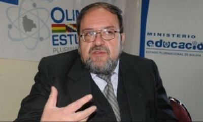 Los padres de familia de esa unidad educativa se niegan a pagar 750 bolivianos de mensualidad.