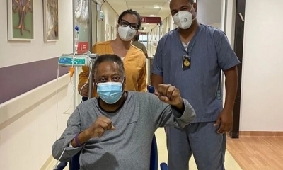El entorno de Pelé desmintió los rumores negativos sobre su estado de salud.